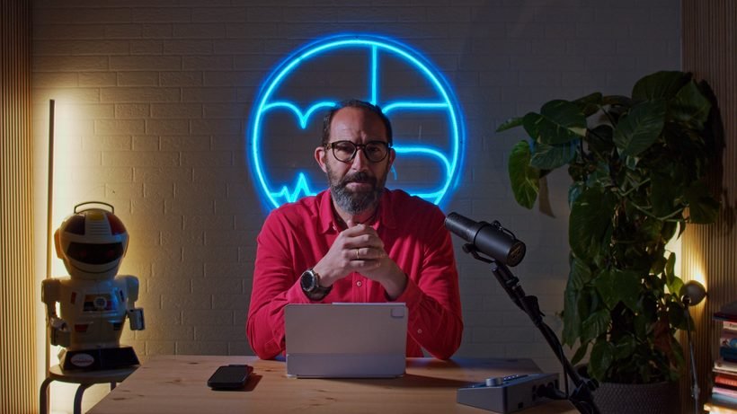 El Dr. Diego López de Lara en el set de Medicina de Salón